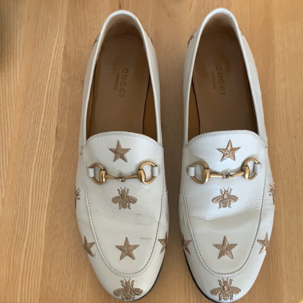 Gucci Bee & Star loafer. Size 37.5 Good condition